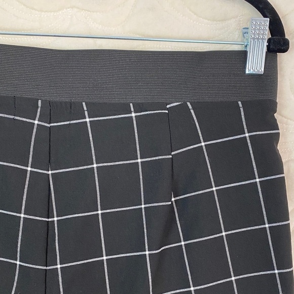 Streetwear Society Black and White Check Leggings - Picture 9 of 10